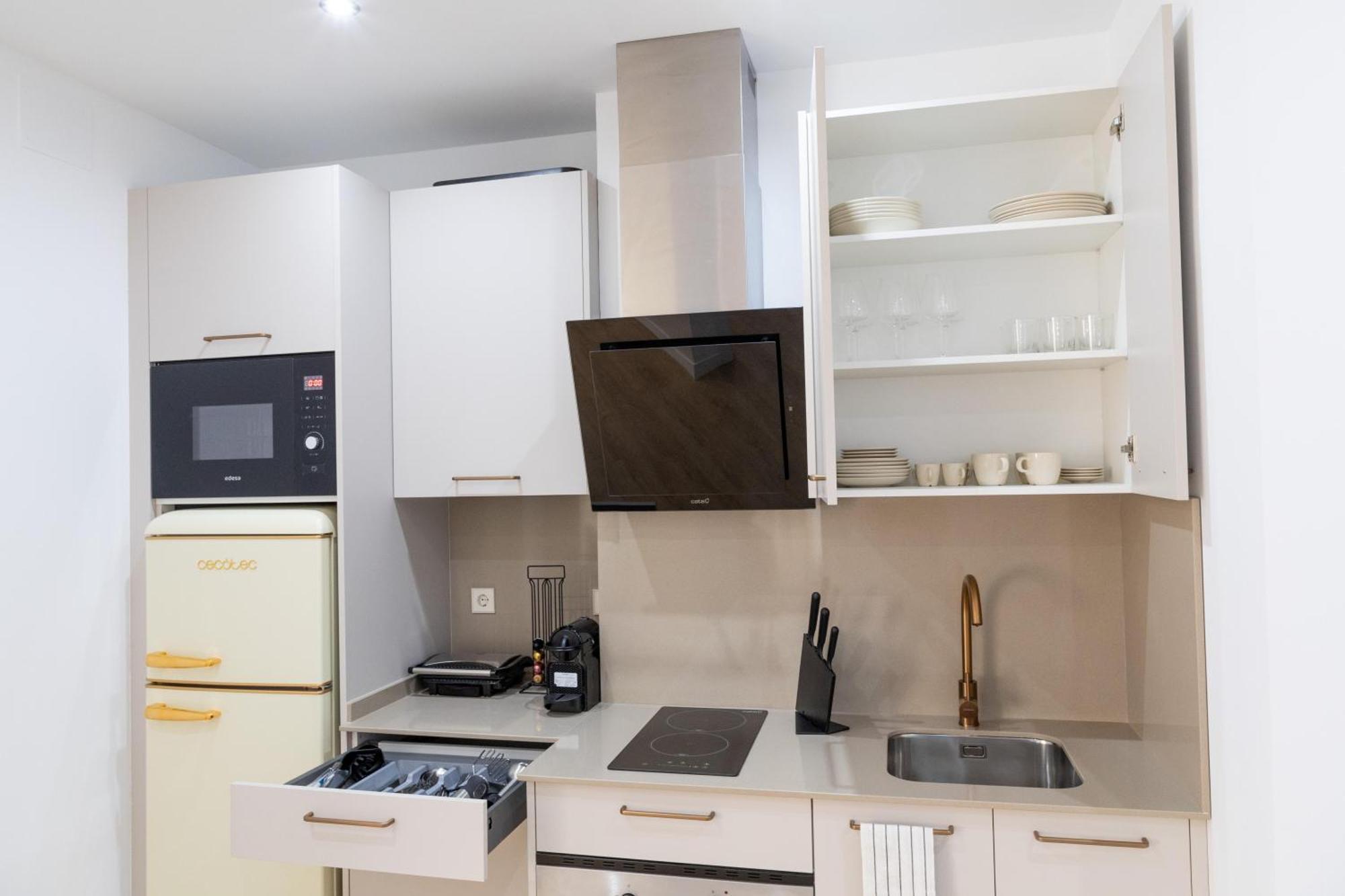 Excelente Apartamento Familiar Madrid Centro Bagian luar foto