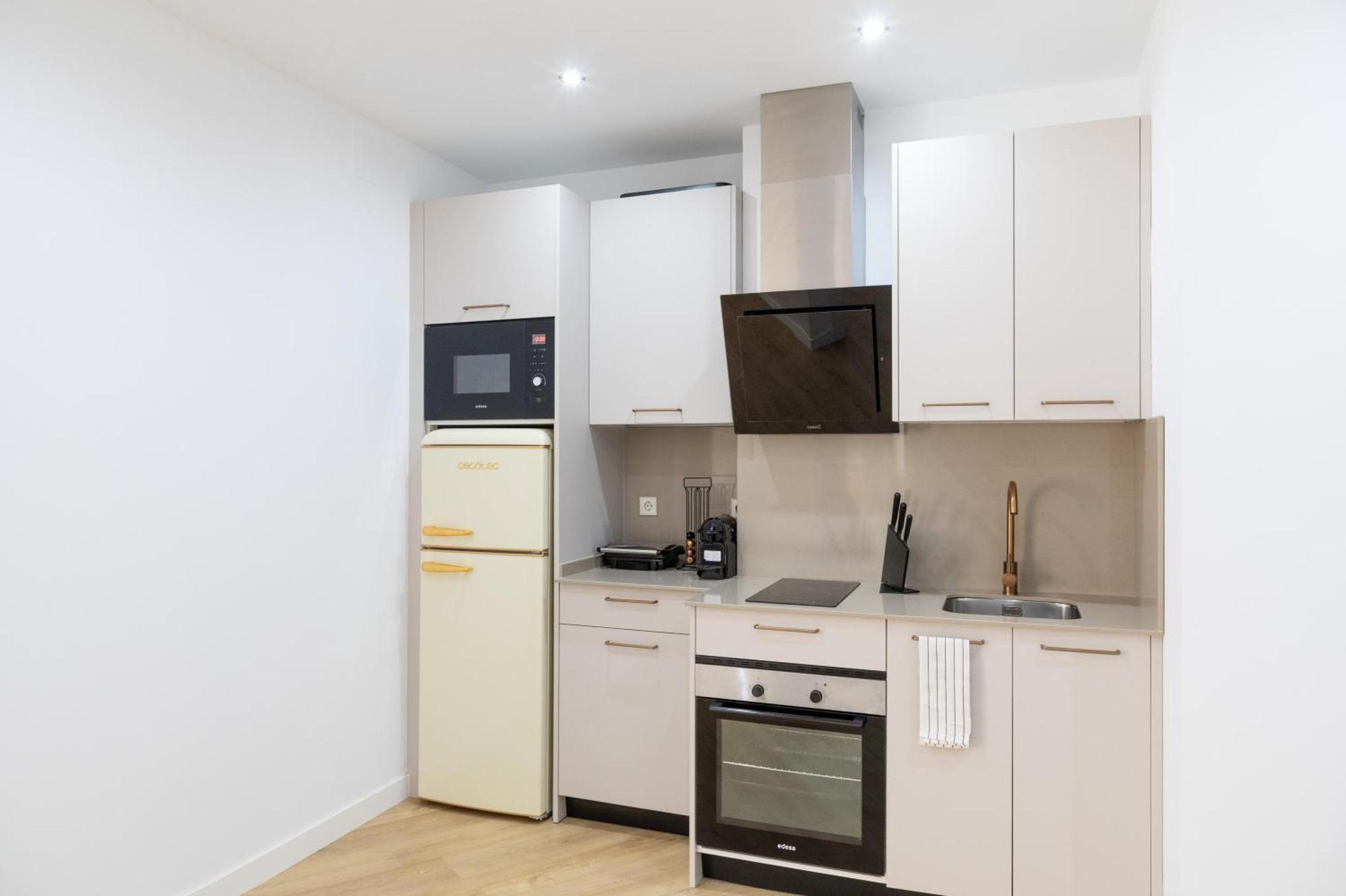 Excelente Apartamento Familiar Madrid Centro Bagian luar foto